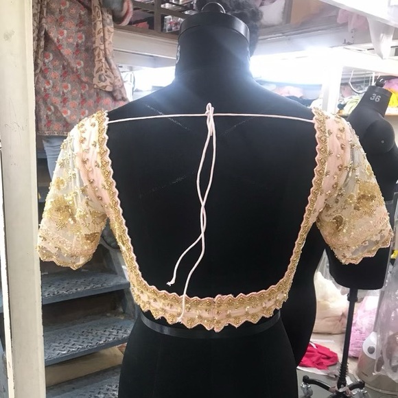 CUSTOM MADE PINK LEHENGA - Picture 3 of 8